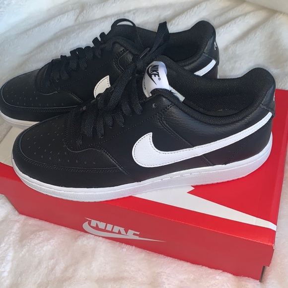 Nike Shoes - BRAND NEW Women’s Nike Court Vision Low sneakers